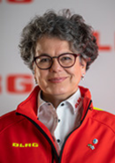 Portrait von Dorothee Dill.